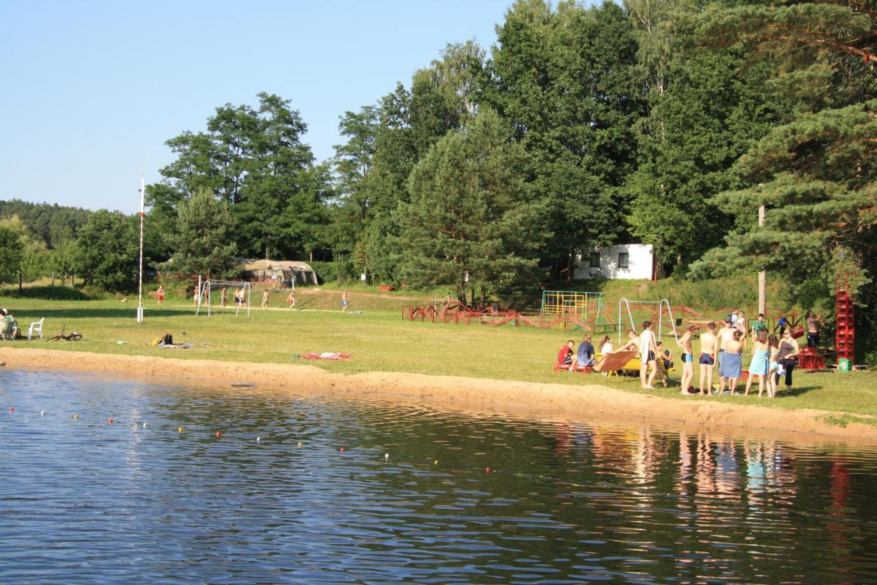 Villa "Lesne Ustronie" Byslaw Esterno foto