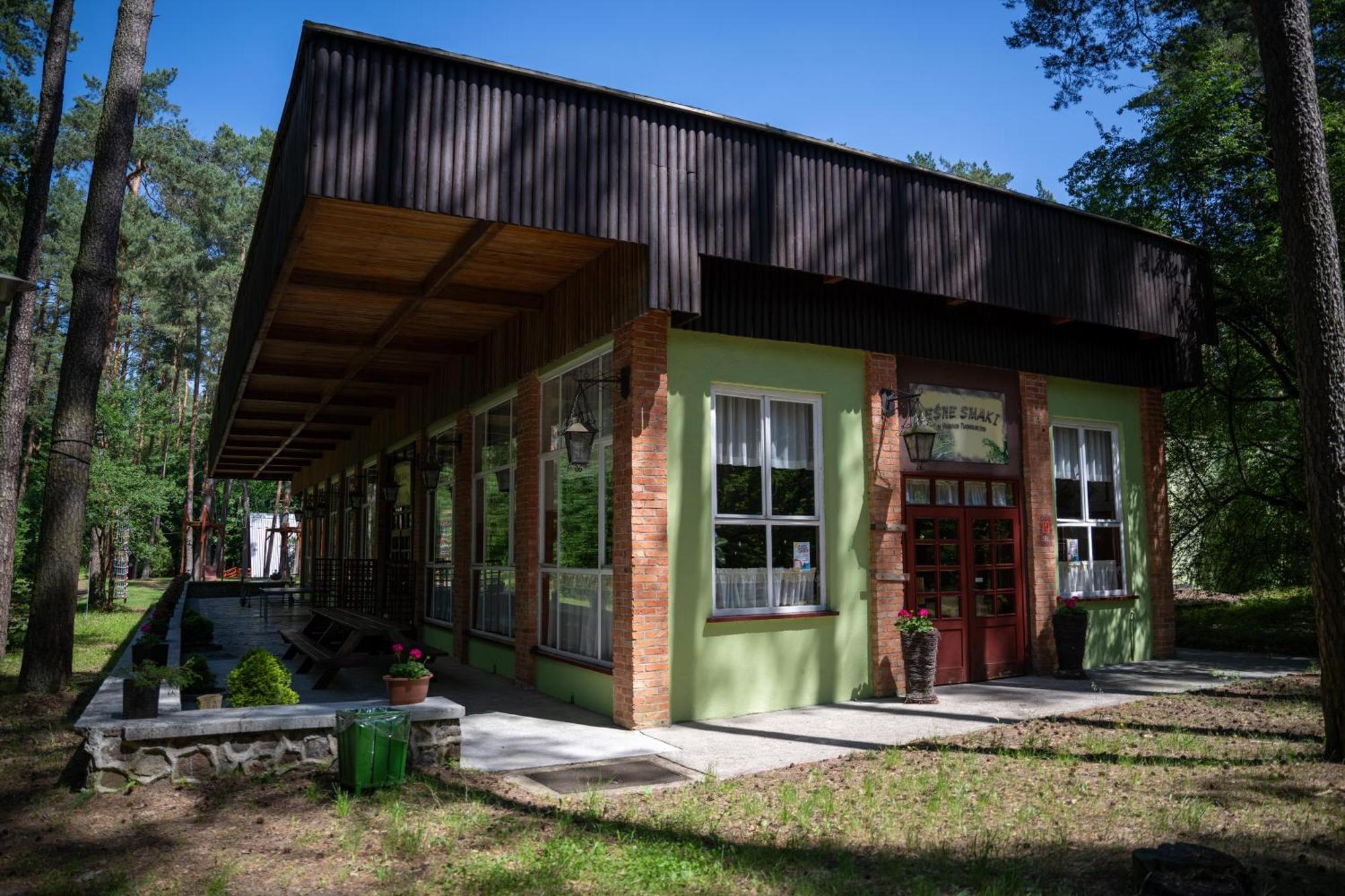 Villa "Lesne Ustronie" Byslaw Esterno foto