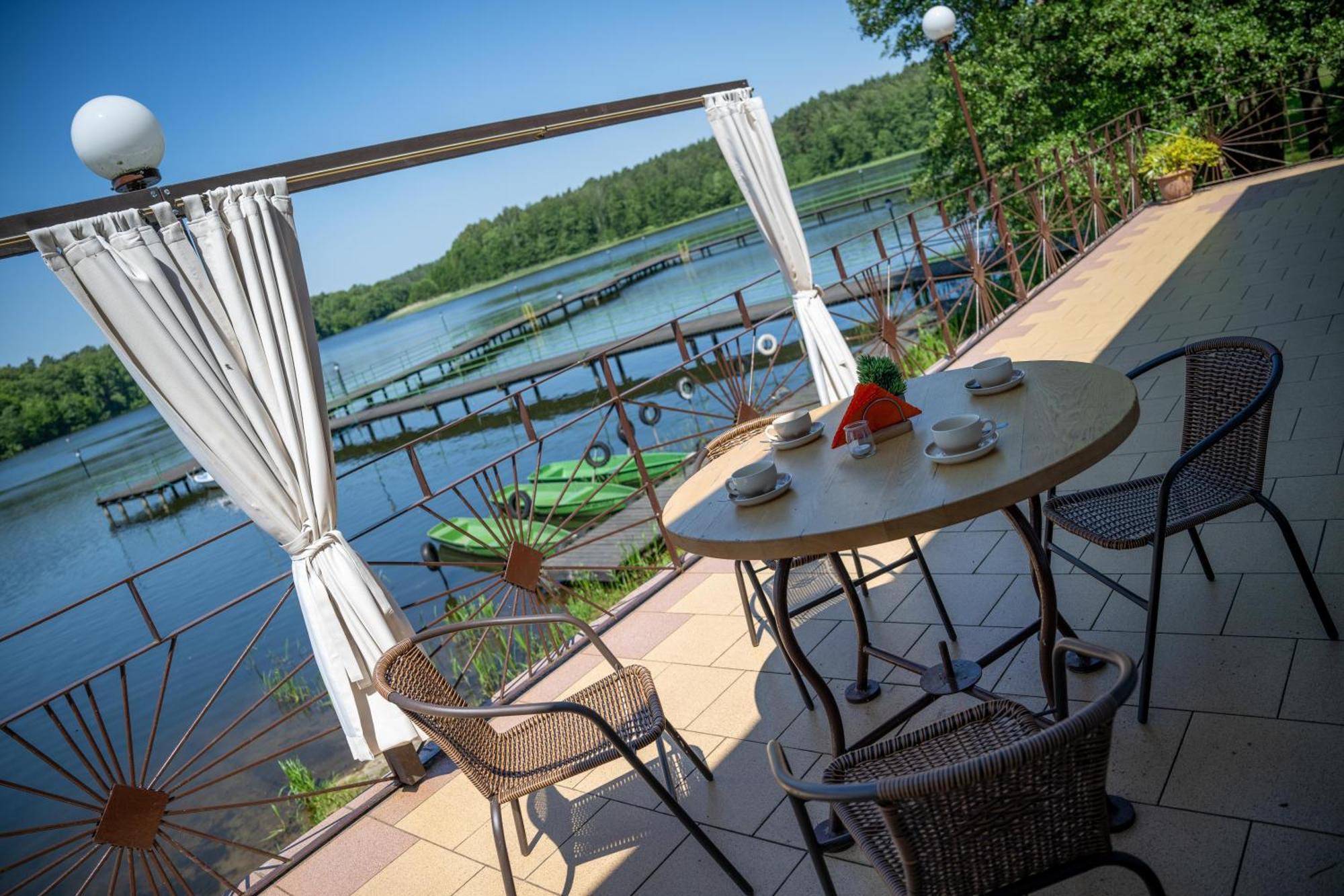 Villa "Lesne Ustronie" Byslaw Esterno foto