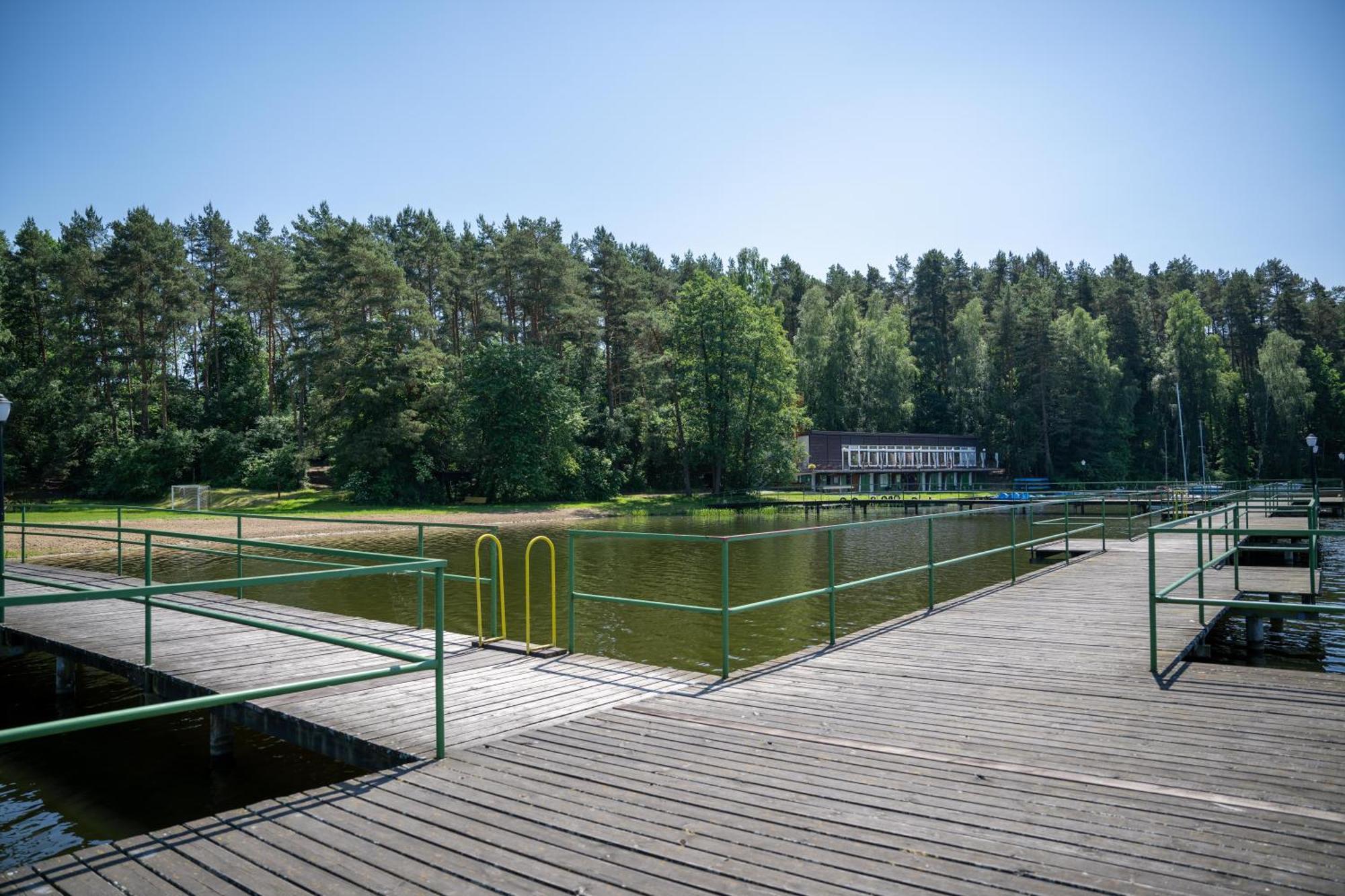 Villa "Lesne Ustronie" Byslaw Esterno foto