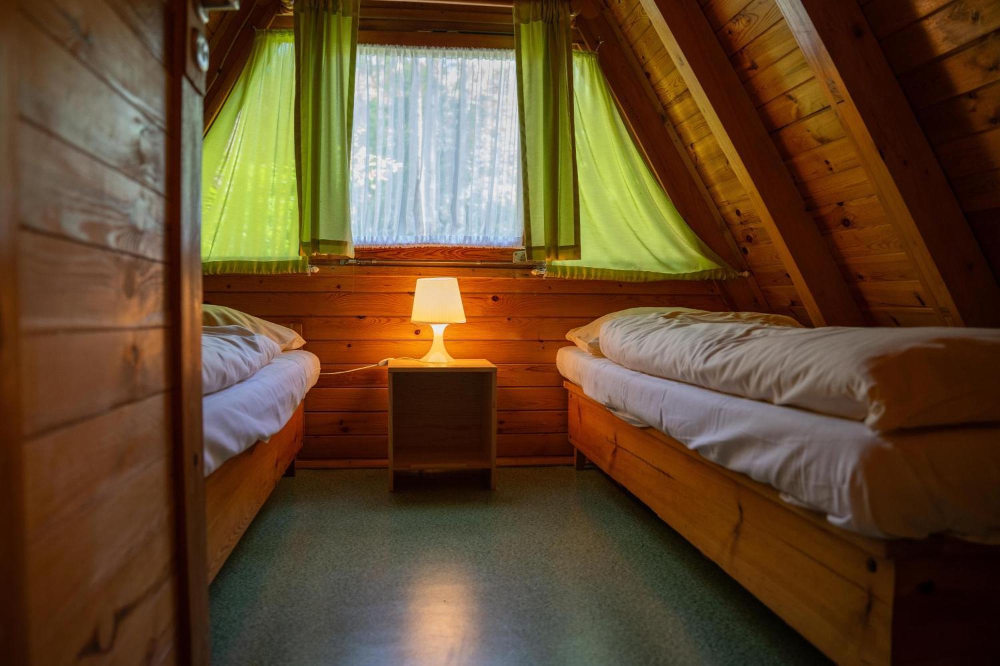 Villa "Lesne Ustronie" Byslaw Esterno foto