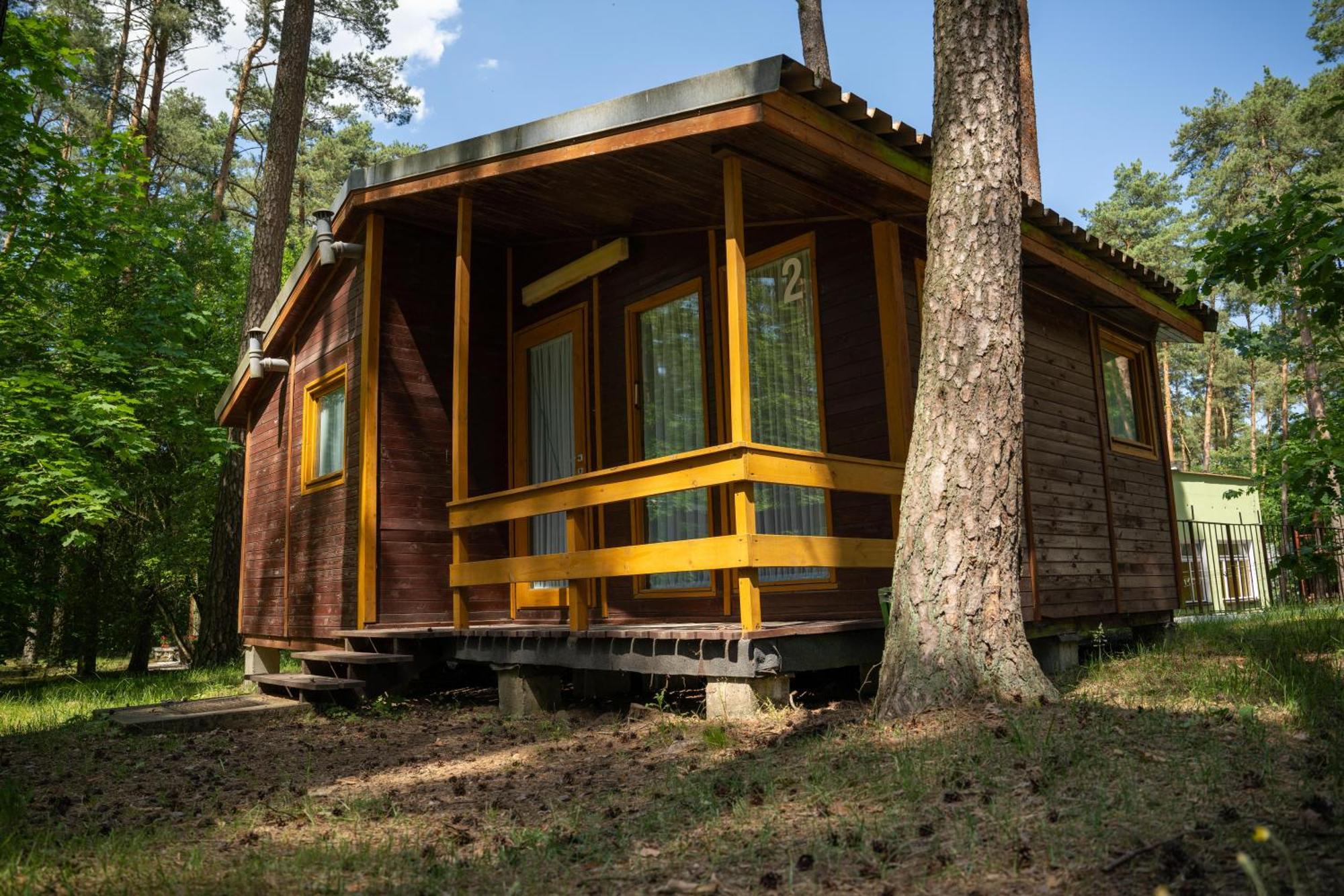 Villa "Lesne Ustronie" Byslaw Esterno foto